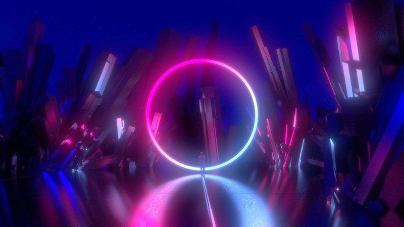 Amplified woman giving a presentation to a crowd of pods.